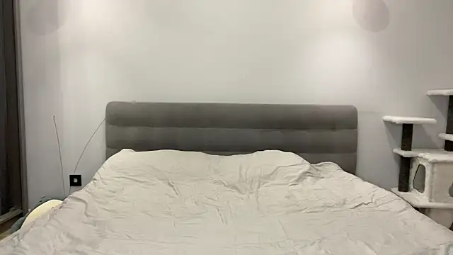 Embersweetbunny online show from 01.08.26