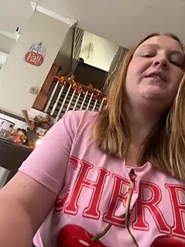 PhatAssBlond online show from 10.20.25