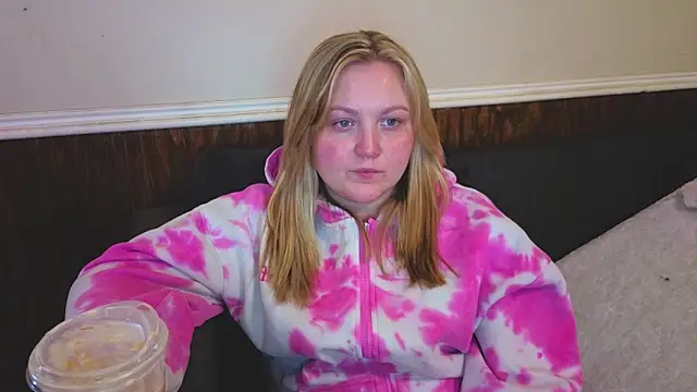 PhatAssBlond online show from 02.17.26