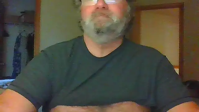 Snapshot of Doherty10 chatting on 05.15.26 Doherty10 online show from 05.15.26