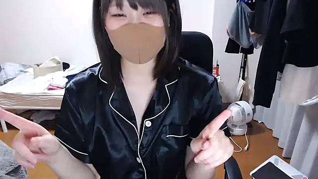Snapshot of izumi__123 chatting on 08.06.26 izumi 123 online show from 08.06.26