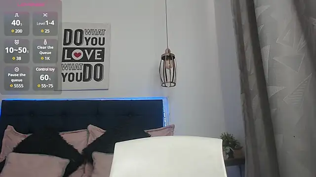 Alisteresa  online show from 01.18.25