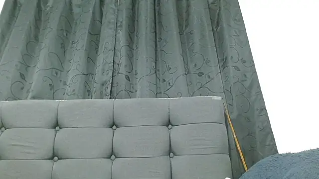 Snapshot of Alisteresa_ chatting on 06.17.26 Alisteresa online show from 06.17.26