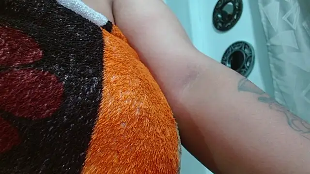 Snapshot of Alisteresa_ chatting on 06.18.26 Alisteresa online show from 06.18.26