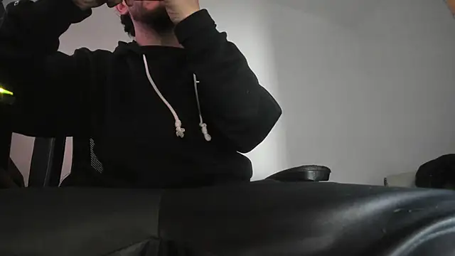 s sven03 online show from 11.13.25