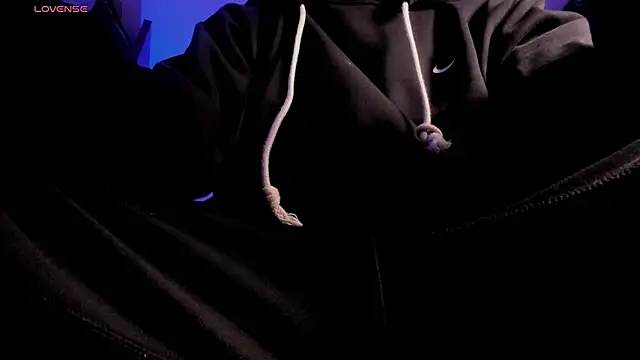 Snapshot of s_sven03 chatting on 03.15.26 s sven03 online show from 03.15.26