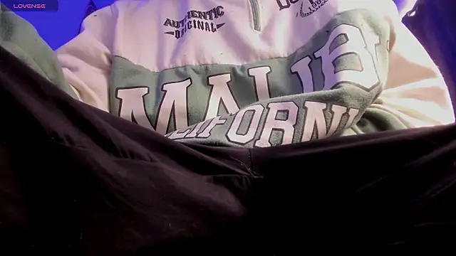 Snapshot of s_sven03 chatting on 03.19.26 s sven03 online show from 03.19.26