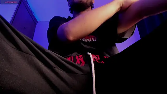 Snapshot of s_sven03 chatting on 03.21.26 s sven03 online show from 03.21.26