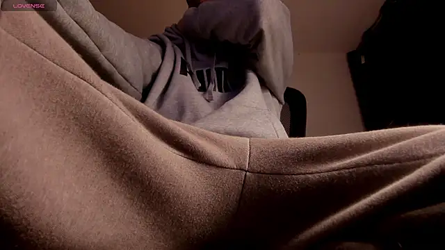 Snapshot of s_sven03 chatting on 04.01.26 s sven03 online show from 04.01.26