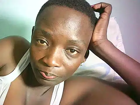 Snapshot of Sexy-BlackGold chatting on 03.02.25 Sexy-BlackGold online show from 03.02.25