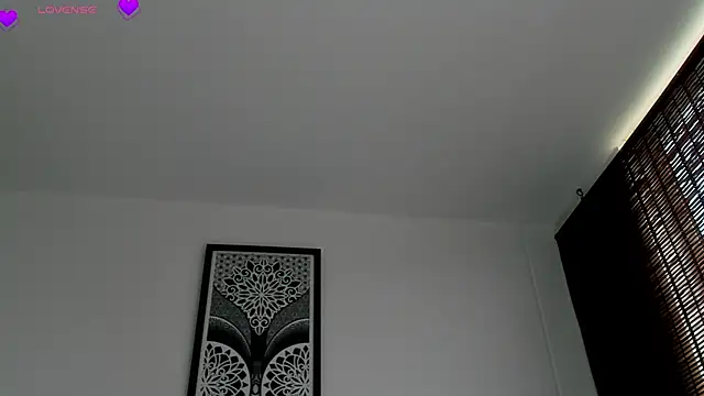 Snapshot of VeronicaTonu chatting on 02.04.26 VeronicaTonu online show from 02.04.26