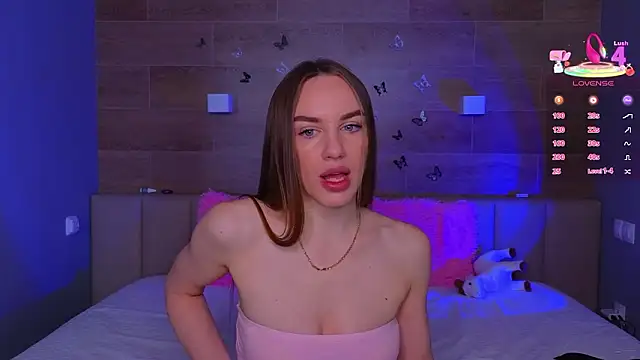 SaraCros online show from 03.31.26