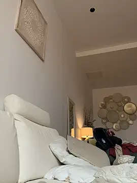 lyajoliee online show from 03.06.26