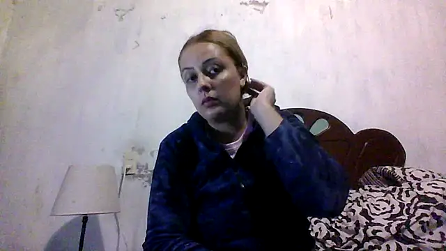 Samanthat33 online show from 09.24.25