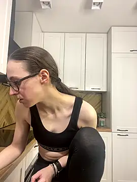 MartiniiSelenna online show from 11.17.25