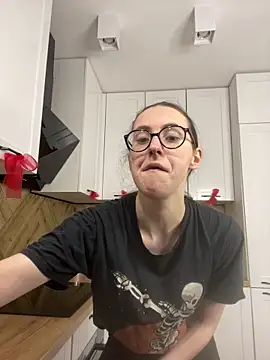 Snapshot of MartiniiSelenna chatting on 01.18.26 MartiniiSelenna online show from 01.18.26