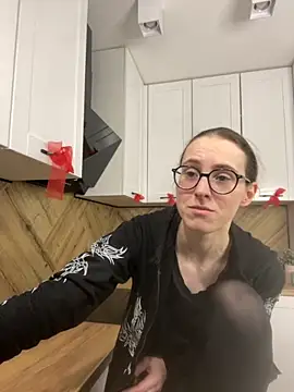 Snapshot of MartiniiSelenna chatting on 02.06.26 MartiniiSelenna online show from 02.06.26