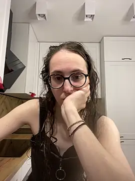 Snapshot of MartiniiSelenna chatting on 02.21.26 MartiniiSelenna online show from 02.21.26