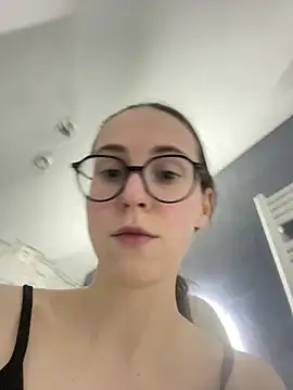 Snapshot of MartiniiSelenna chatting on 02.22.26 MartiniiSelenna online show from 02.22.26