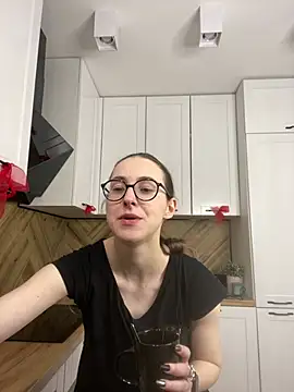 Snapshot of MartiniiSelenna chatting on 02.27.26 MartiniiSelenna online show from 02.27.26