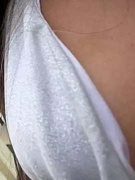 Rose-euphoria online show from 10.26.25