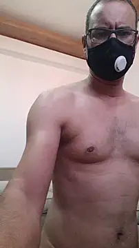 Snapshot of kareem4u chatting on 10.15.25 kareem4u online show from 10.15.25