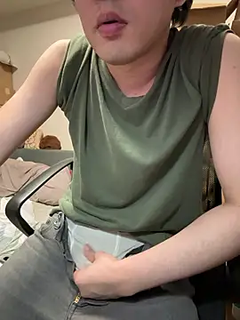 Snapshot of kentyken chatting on 09.25.25 kentyken online show from 09.25.25