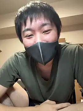 Snapshot of kentyken chatting on 10.16.25 kentyken online show from 10.16.25