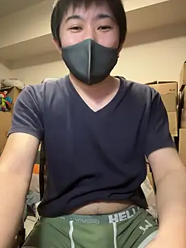 Snapshot of kentyken chatting on 10.20.25 kentyken online show from 10.20.25