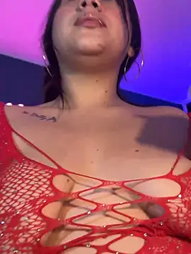 Snapshot of sabrinamilani chatting on 02.27.25 sabrinamilani online show from 02.27.25