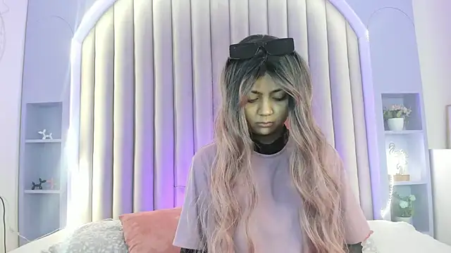 alaia-rogers online show from 03.21.25