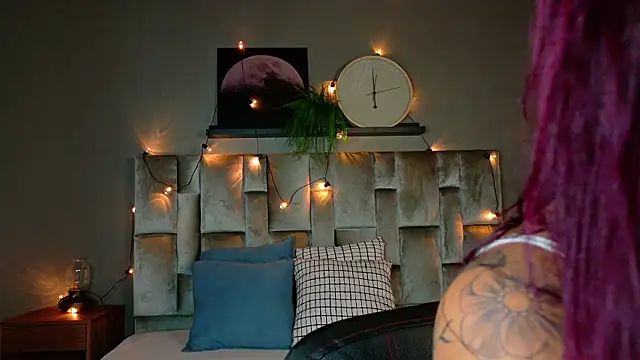 alaia-rogers online show from 09.20.25