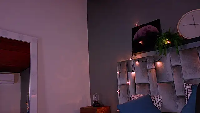 alaia-rogers online show from 10.14.25