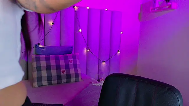 alaia-rogers online show from 11.07.25