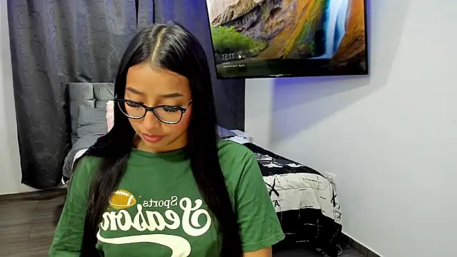 isa bellaa0 online show from 12.21.24