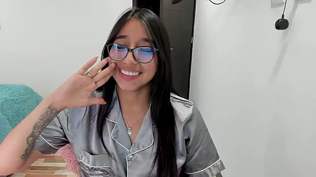 isa bellaa0 online show from 02.19.25