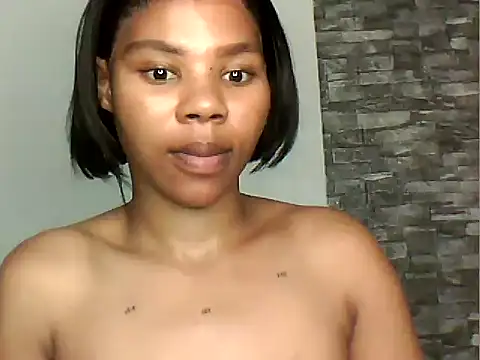 MAZINGDIVA1994 online show from 03.18.26