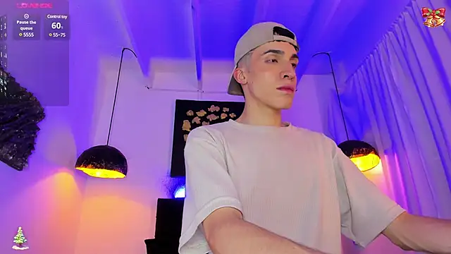 Angel Snowhotxxx online show from 12.21.24