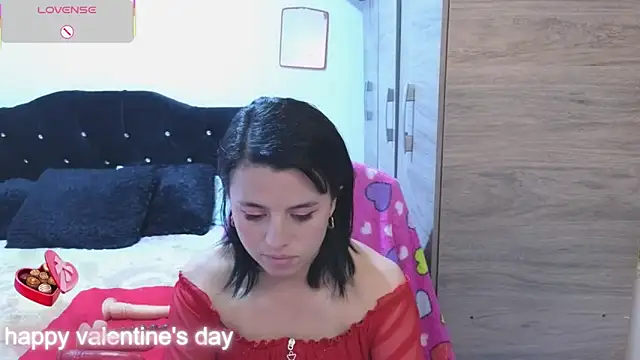 Snapshot of Nahomi_Harper chatting on 02.15.26 Nahomi Harper online show from 02.15.26