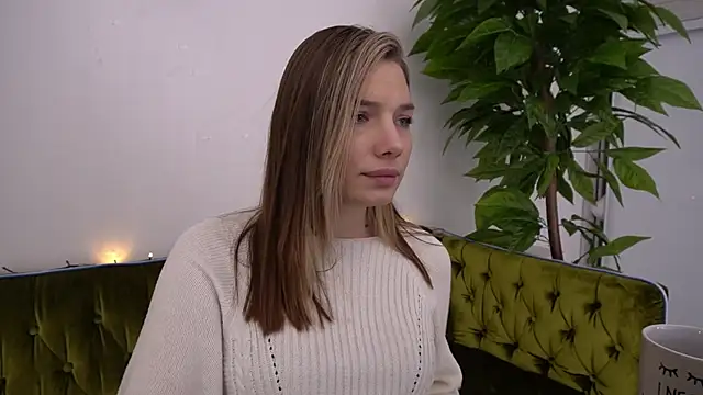 IceDanielles online show from 01.13.25