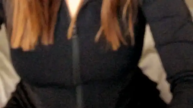 IceDanielles online show from 10.02.25