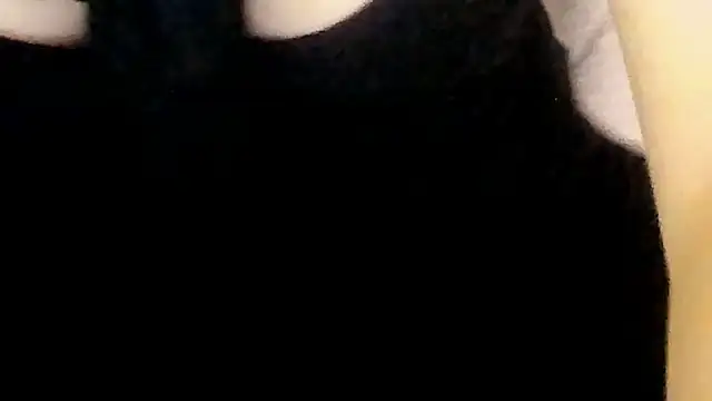 IceDanielles online show from 01.08.26