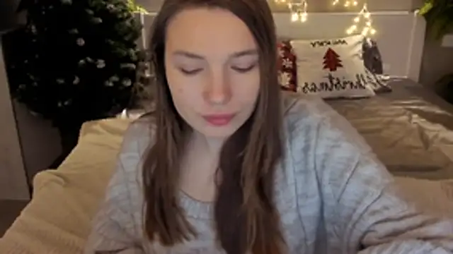 IceDanielles online show from 01.10.26