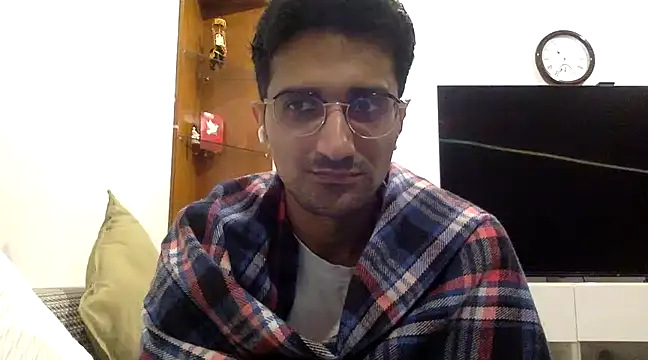 Snapshot of Carmelia10 chatting on 01.07.25 Carmelia10 online show from 01.07.25