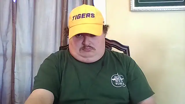 YelpedAverting online show from 11.08.25