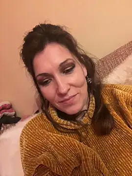 Lwhite1 online show from 02.15.25