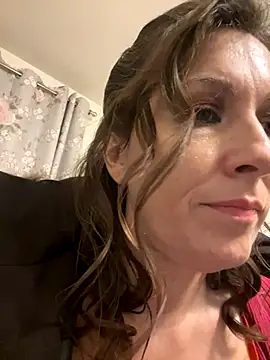 Lwhite1 online show from 11.28.25