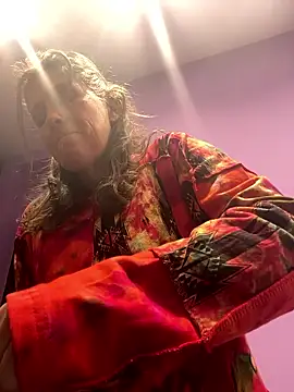 Lwhite1 online show from 01.08.26