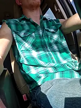 Snapshot of REDHAMMER_ chatting on 10.17.25 REDHAMMER online show from 10.17.25