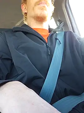 Snapshot of REDHAMMER_ chatting on 01.09.26 REDHAMMER online show from 01.09.26